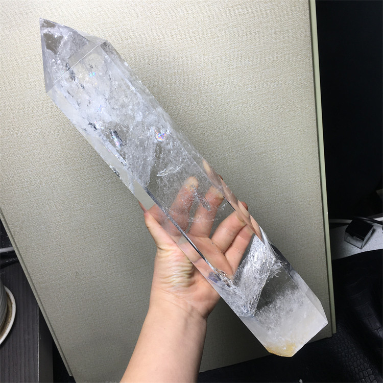 天然彩虹白水晶柱原石大柱子摆件