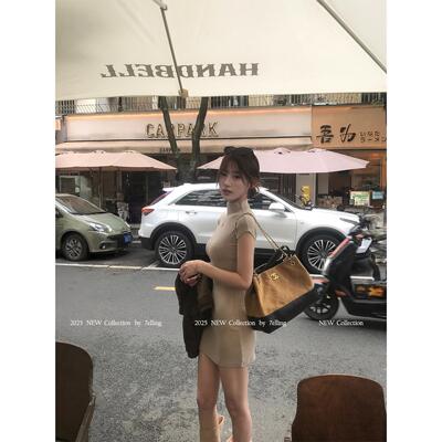 7elling杏色半高领修身巨