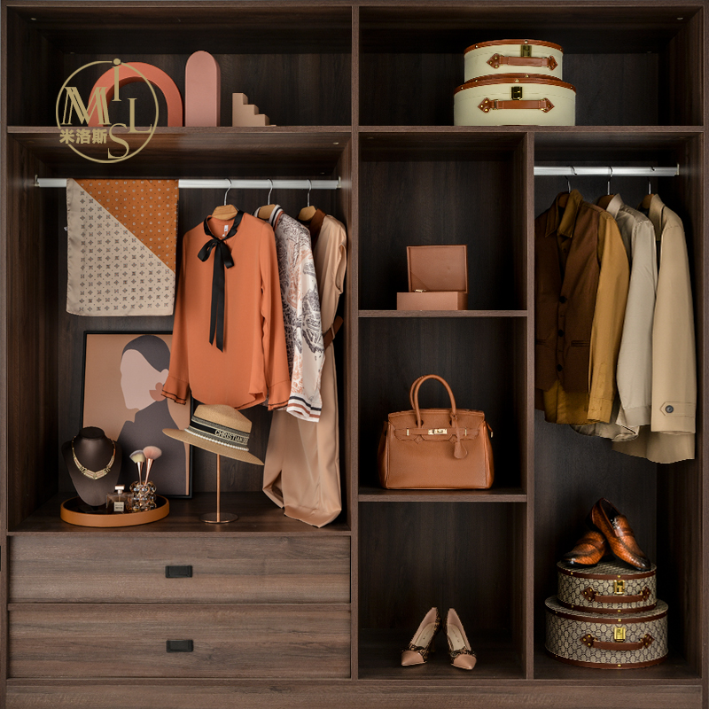 轻奢样板间衣柜软装饰品摆件套装