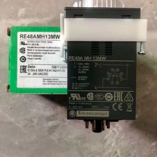 议价正品 RE48AMH13MW 时间继电器 库