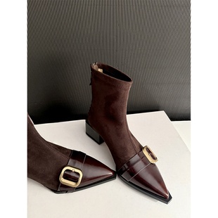 复古金属皮带扣粗跟短靴2025新款 人间气质精 尖头瘦瘦靴秋冬单靴