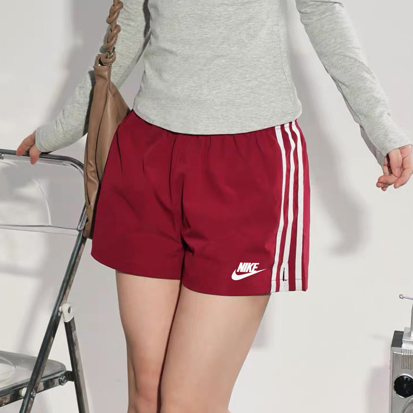 耐克运动短裤女夏季新款美式复古低腰宽松阔腿红色辣妹休闲热裤