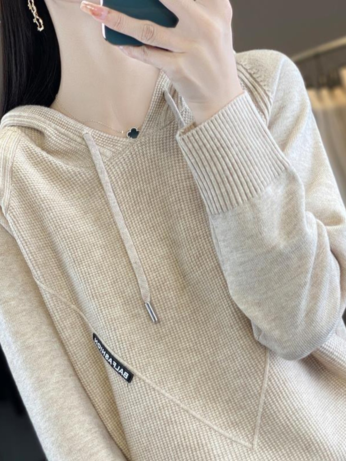 连帽长袖卫衣女春秋薄款2025年新款大码宽松打底针织衫洋气上衣潮