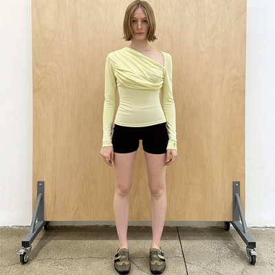 NECESSARY ANANKE 褶皱露肩修身打底上衣