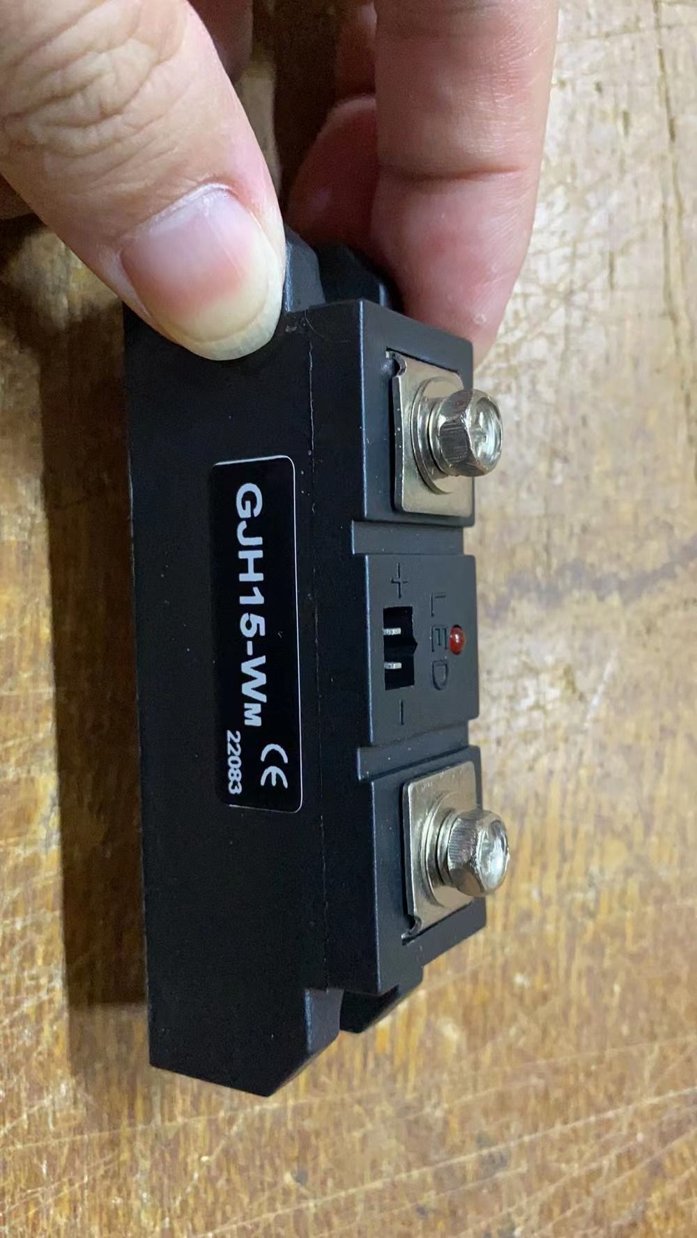 GJH15-Wm订制型固态继电器，直流控制交流