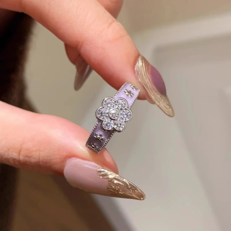新品轻奢奶乎乎的香芋紫薇花环戒指女法式复古镶钻滴油薰衣草紫