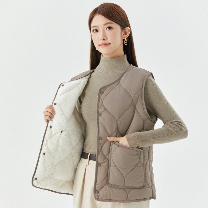 秋冬季中老年女士羽绒棉马甲保暖背心大码加厚加绒妈妈坎肩羊羔绒