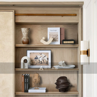 侘寂风样板房家居饰品展厅售楼部软装样板间客厅书房书柜摆件组合