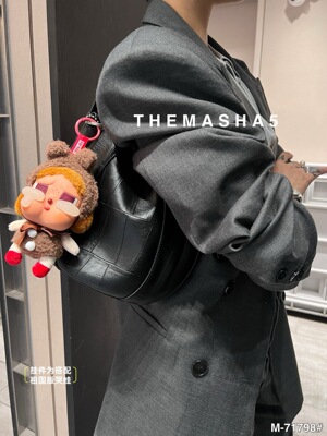 2025新款时尚百搭单肩斜挎包女高级感手提包包71798