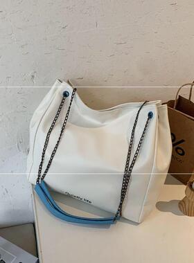 Diagonal soft leather bag  new wild chain single shoulde