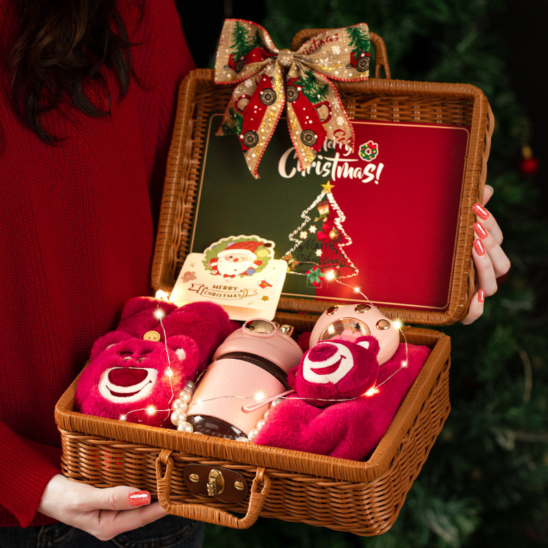 圣诞节送女朋友创意高档套装礼盒