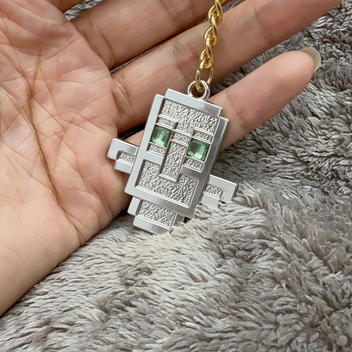 我的世界不死图腾金属挂件迷你钥匙扣世界游戏周边立体浮雕书包挂
