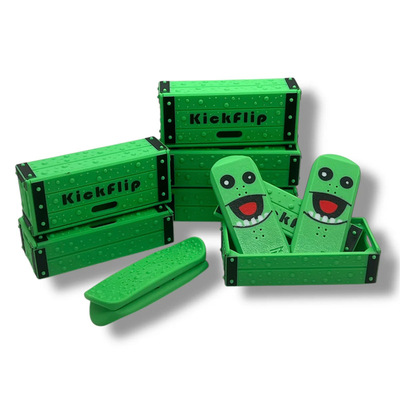 新品 KickFlip Magnetic Skateboard 踢翻迷你滑板3D打印玩具