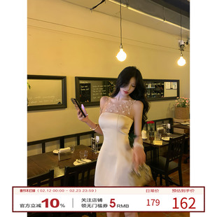 牛了牛了 法式无袖连衣裙女2025秋冬网纱拼接名媛a字裙高级感裙子