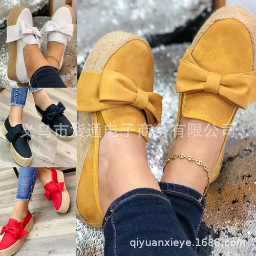 Women Shoes Platform Sneakers Slip On Moccasins 大码松糕便鞋