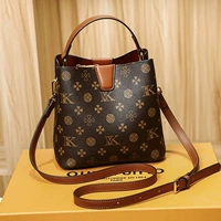 K цветок коричневый маленький размер (длина основания 20 ширина 12 высота 18