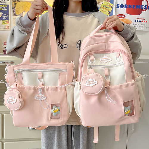 可爱轻便大容量书包初中女生背包