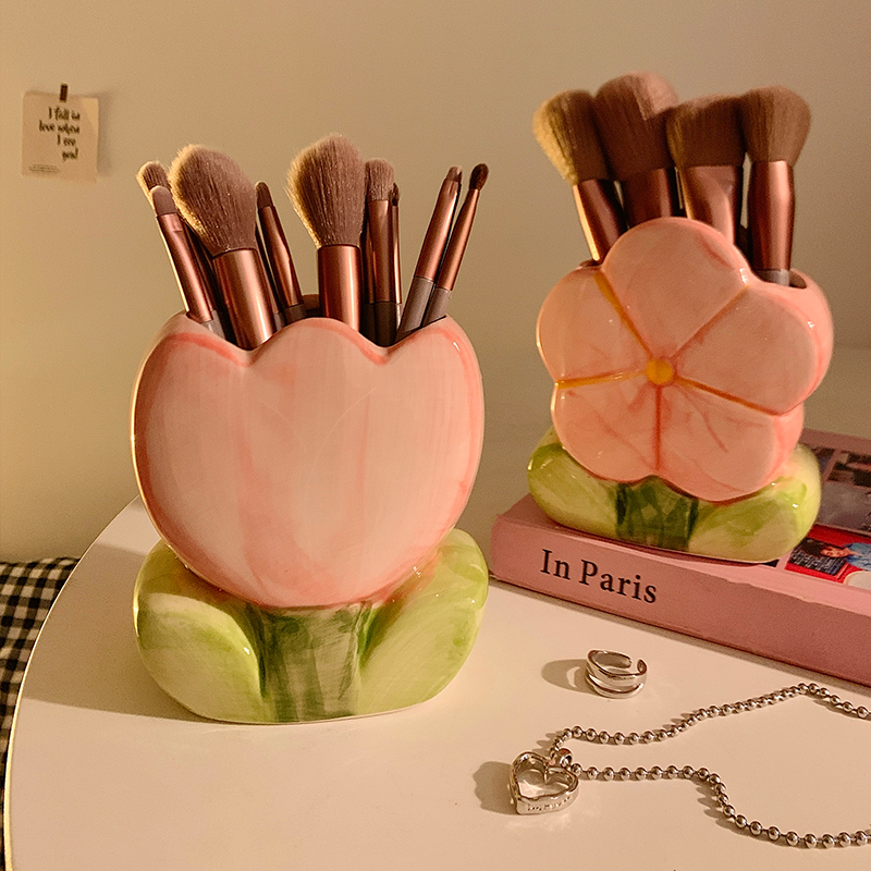郁金香花朵陶瓷化妆刷收纳筒桌面摆件办公室笔筒口红刷子桶收纳盒