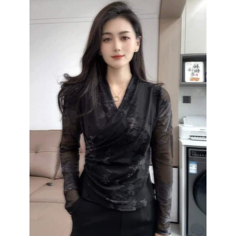 欧货性感V领打底衫女春秋新款时尚植绒印花长袖t恤修身内搭上衣潮