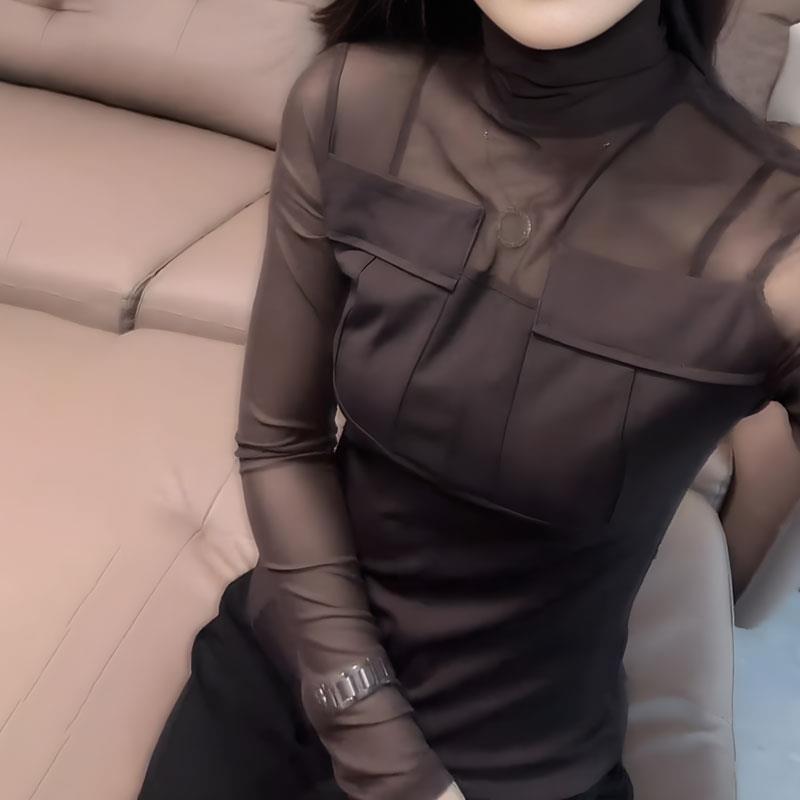 设计感咖色拼接镂空打底衫女2025秋季新款修身洋气半高领长袖上衣