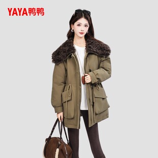 鸭鸭冬季复古羽绒服女2025新款羊羔毛大翻领气质收腰派克服外套冬