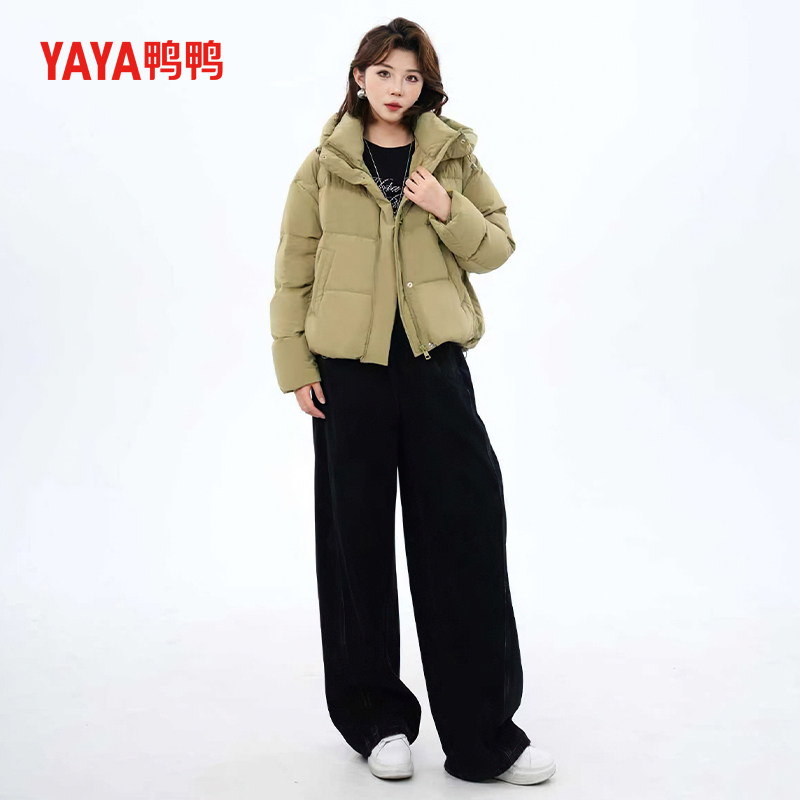 鸭鸭短款连帽宽松羽绒服