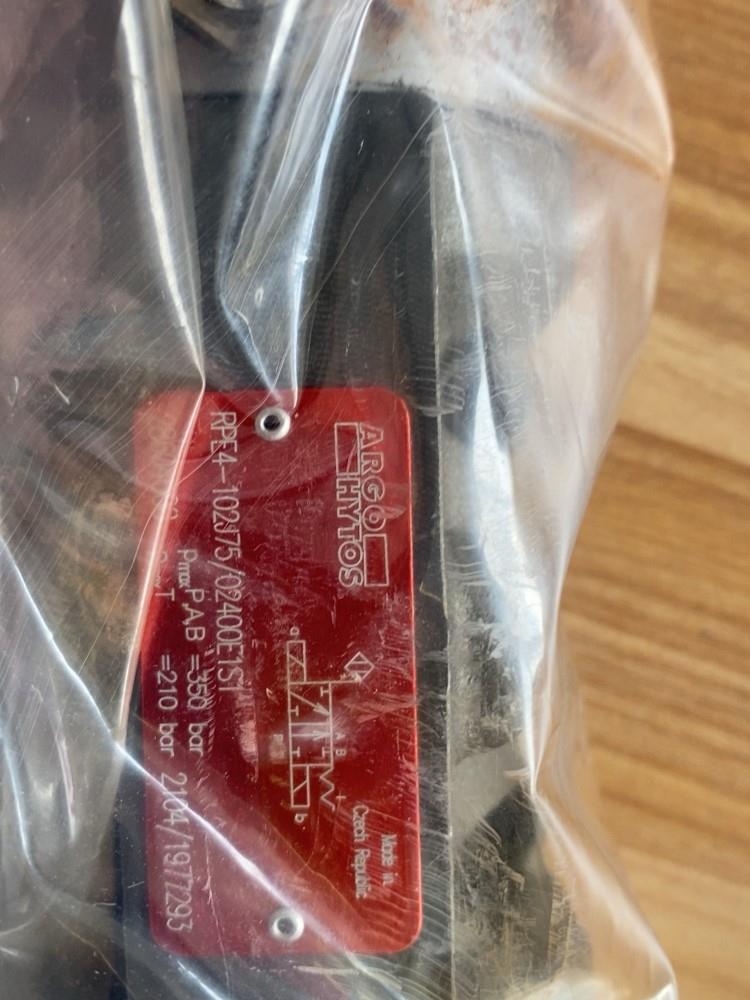 雅歌辉托斯ARGO-HYTOS比例方向阀PRE4-102J7