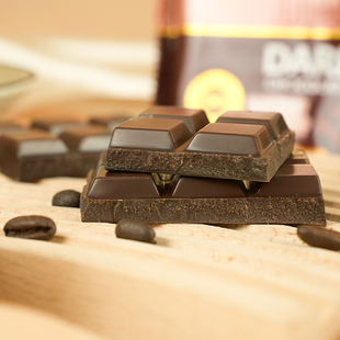 马来西亚进口爱芙黑巧克力alfredo生日礼物儿童休闲零食运动排块