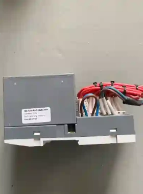 ABB DC551-CS31D3模块，型号1SAP220议价