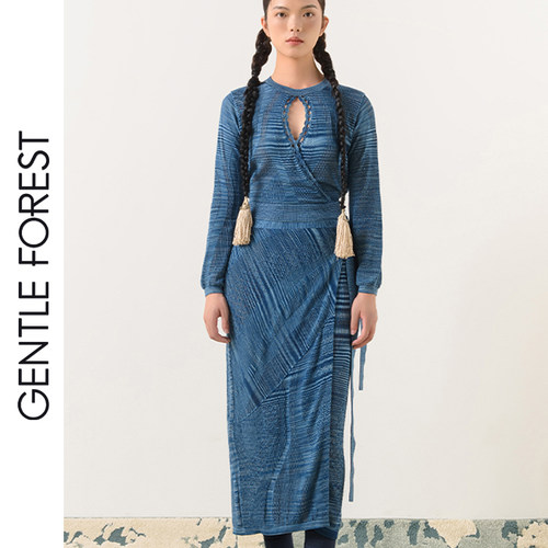 Gentle Forest【彝】非遗手工扎染镂空绑带针织上衣&半裙