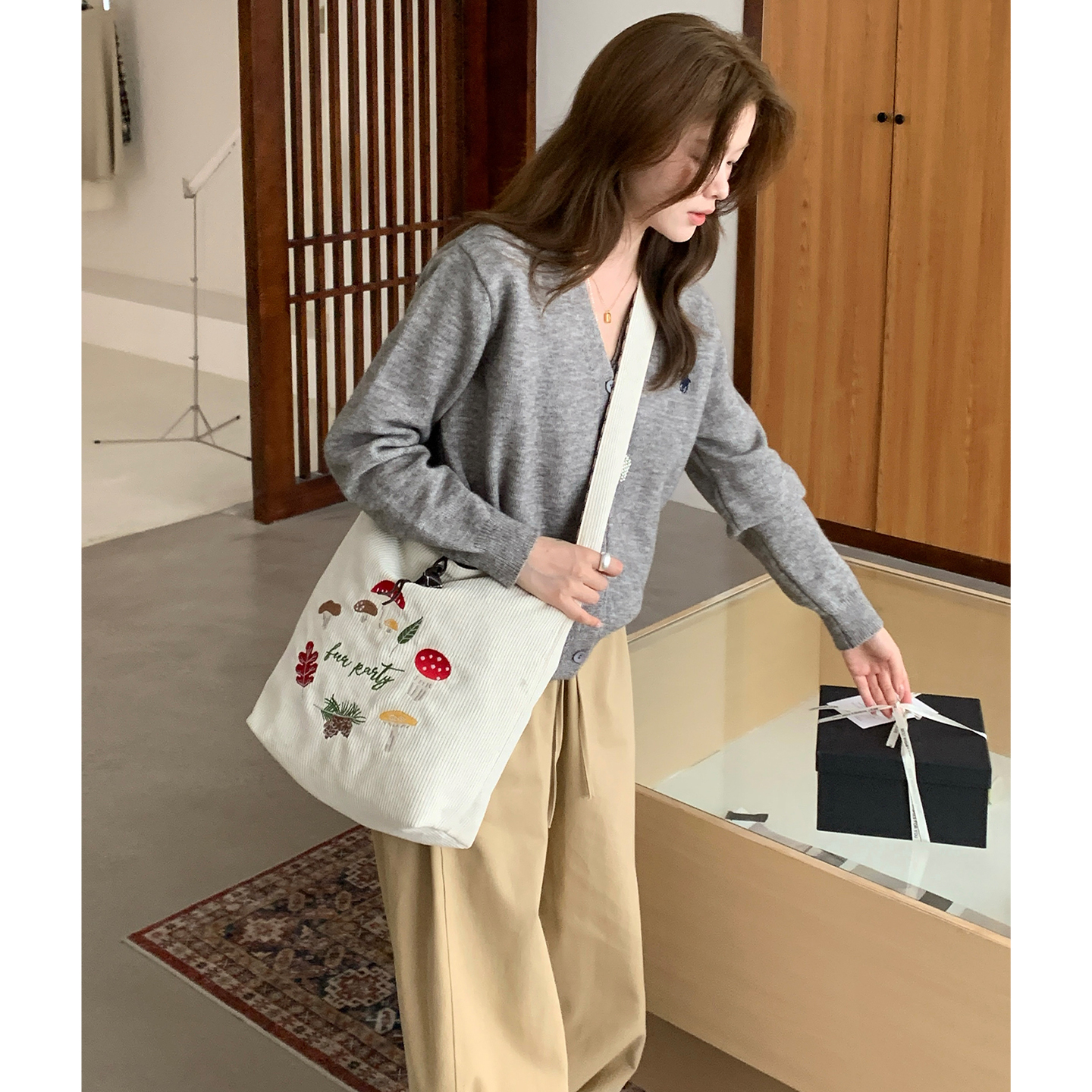 森系蘑菇刺绣单肩斜挎包