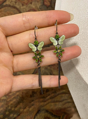 新中式民族风绿色蝴蝶花朵耳环女轻奢高级感小众独特耳坠2025新款