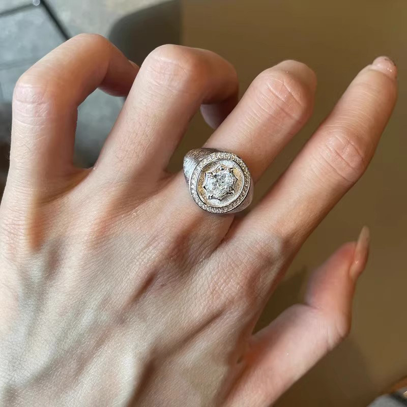 奢华宫廷风八芒星盾牌戒指女小众图片