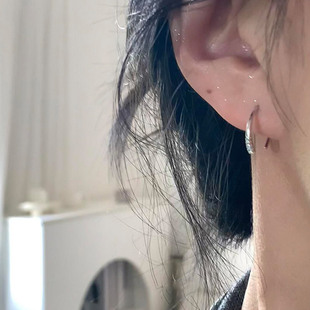 气质百搭养耳洞耳饰女 时尚 韩系简约爆闪排钻C型耳环2025新款 爆款