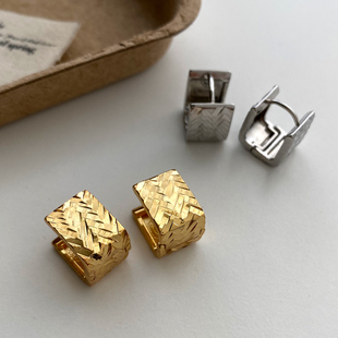 复古菱格编织纹几何方形耳环2025新款 高级感耳钉女小众设计感耳扣