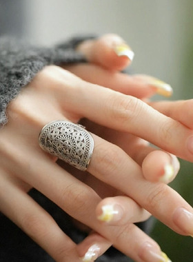 新中式银色掐丝苗族铜鼓纹戒指女