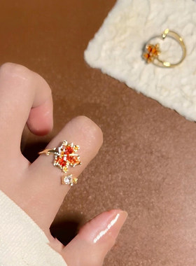 红色枫叶戒指女小众设计独特气质