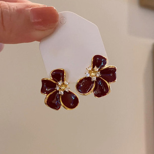 法式 复古闪钻花朵耳钉女轻奢高级感新年显白耳饰清冷感方圆脸耳环