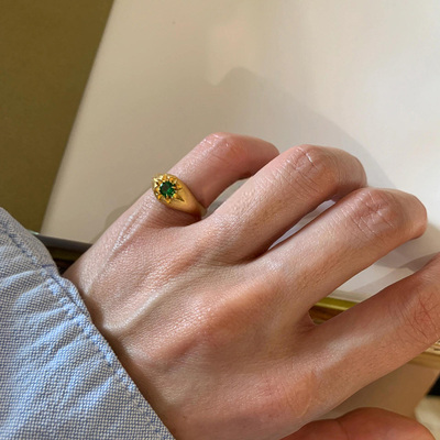 S925银中古金色拉丝绿宝石戒指女