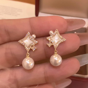 爆闪金色四芒星仿珍珠耳环2025新款 高级感轻奢小众精致耳钉女 爆款