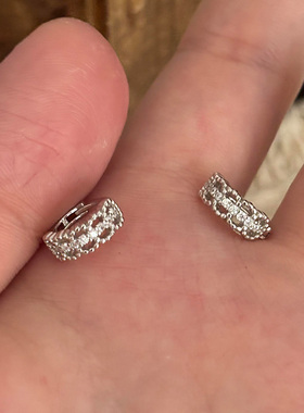 银色蕾丝花边圆圈耳环2025新款爆款高级感轻奢精致气质百搭耳扣女