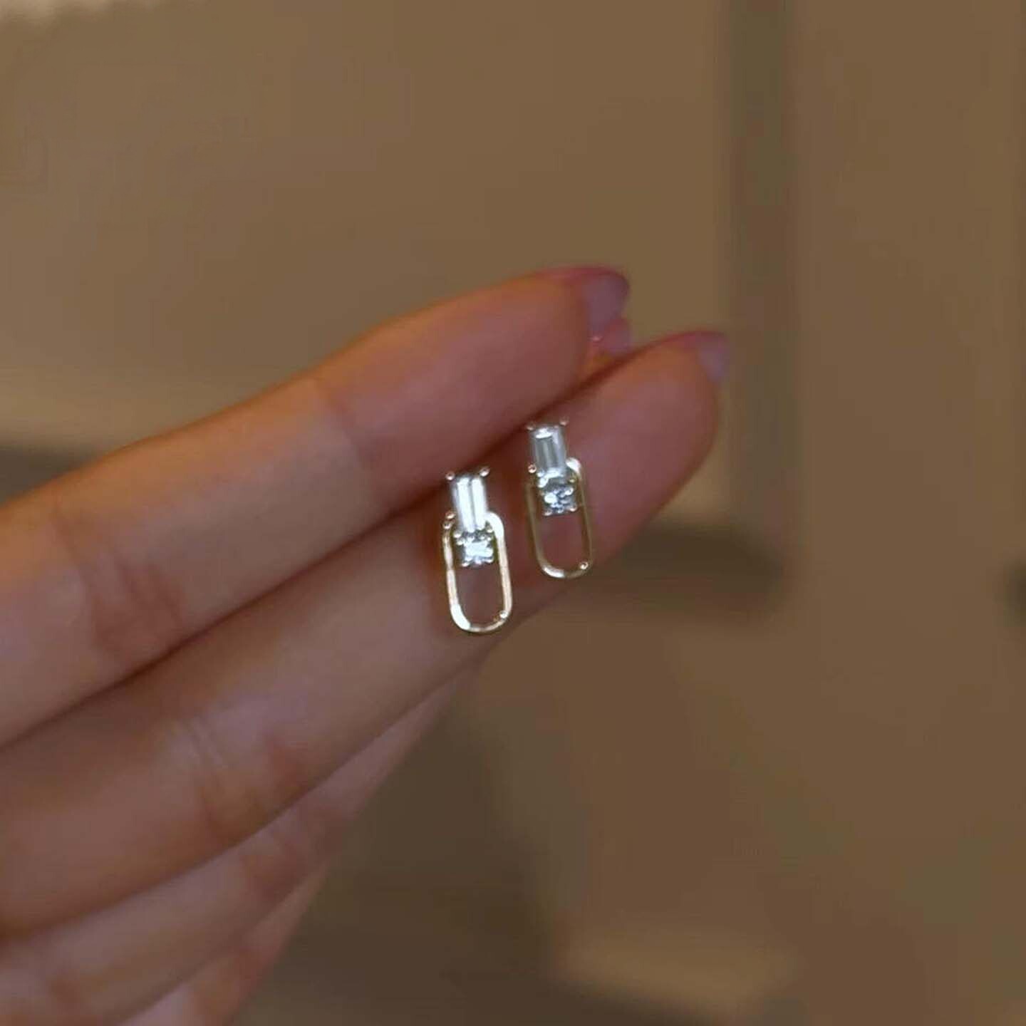 韩系仿闪钻回形针耳钉简约精致图片