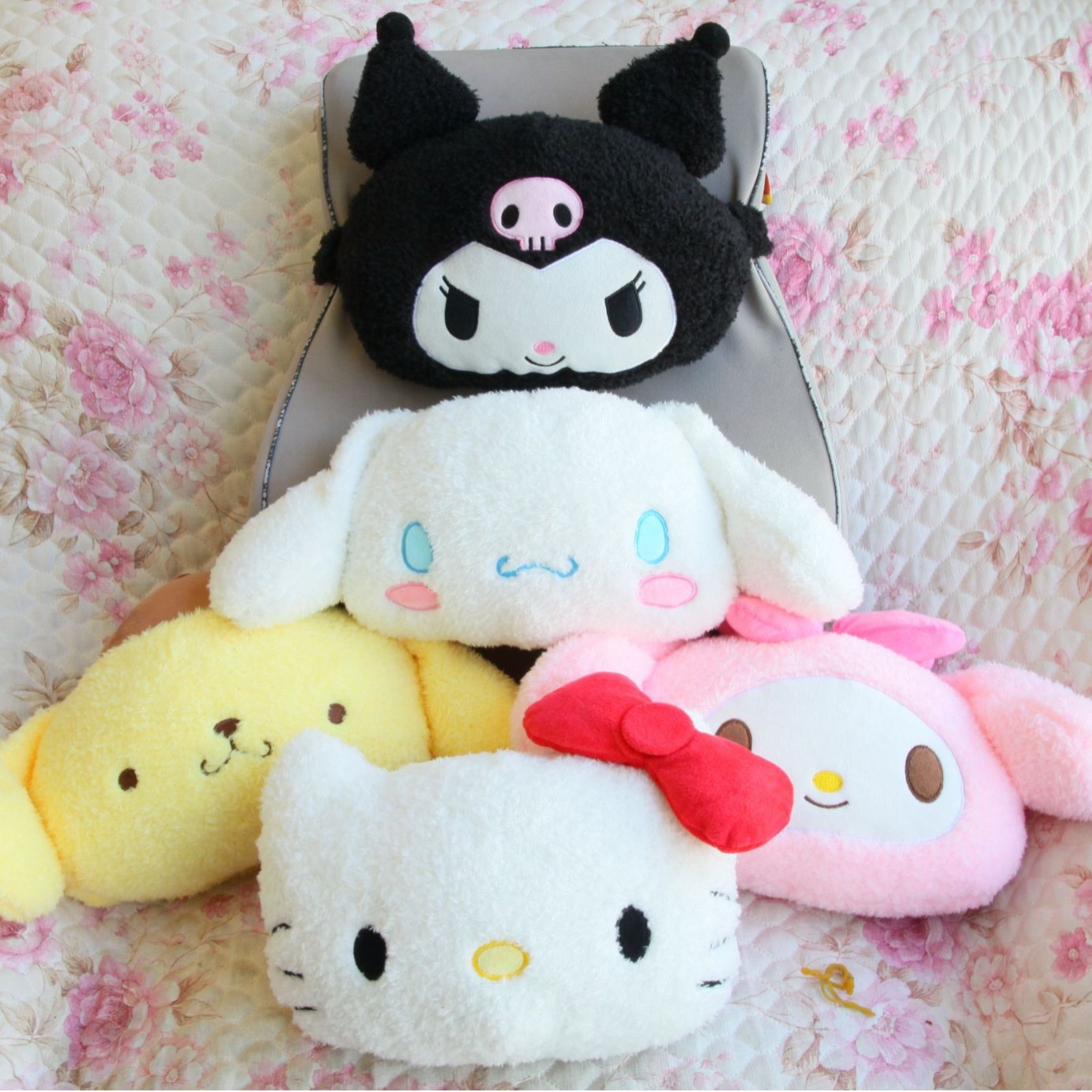 创意卡通抱枕毛绒玩具汽车头枕汽车枕头汽车沙发靠垫头枕