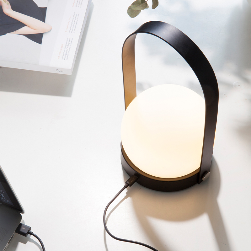 AUDOCarrieLed学习台灯护眼