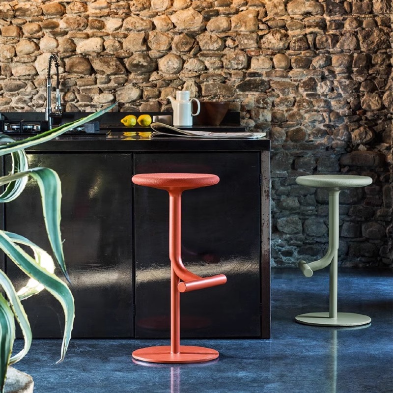 意大利进口Magis个性创意餐厅吧台高脚凳客厅休闲椅子餐厅升降椅