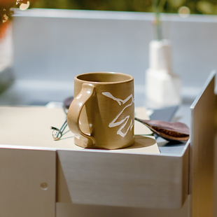 Ferm Living Vuelo 陶瓷马克杯手握粗陶咖啡杯子伍重联名设计款