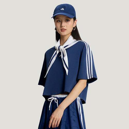 adidas阿迪达斯三条纹舞动系列水手风海军领半袖女短袖T恤 KY7755