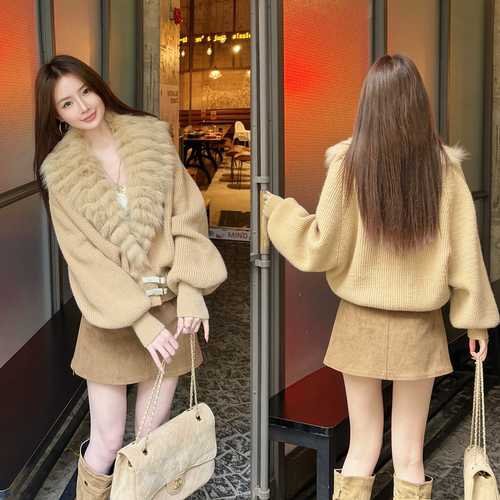 SG/杨依姗 FW月光奶狐狐狸毛翻领蝙蝠袖针织外套女秋季20206新款