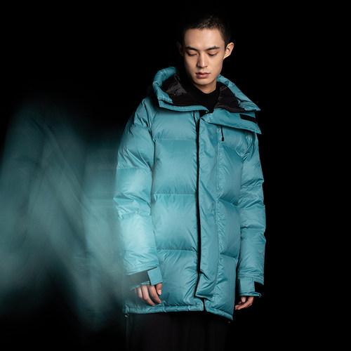 羽绒服AzureMountain