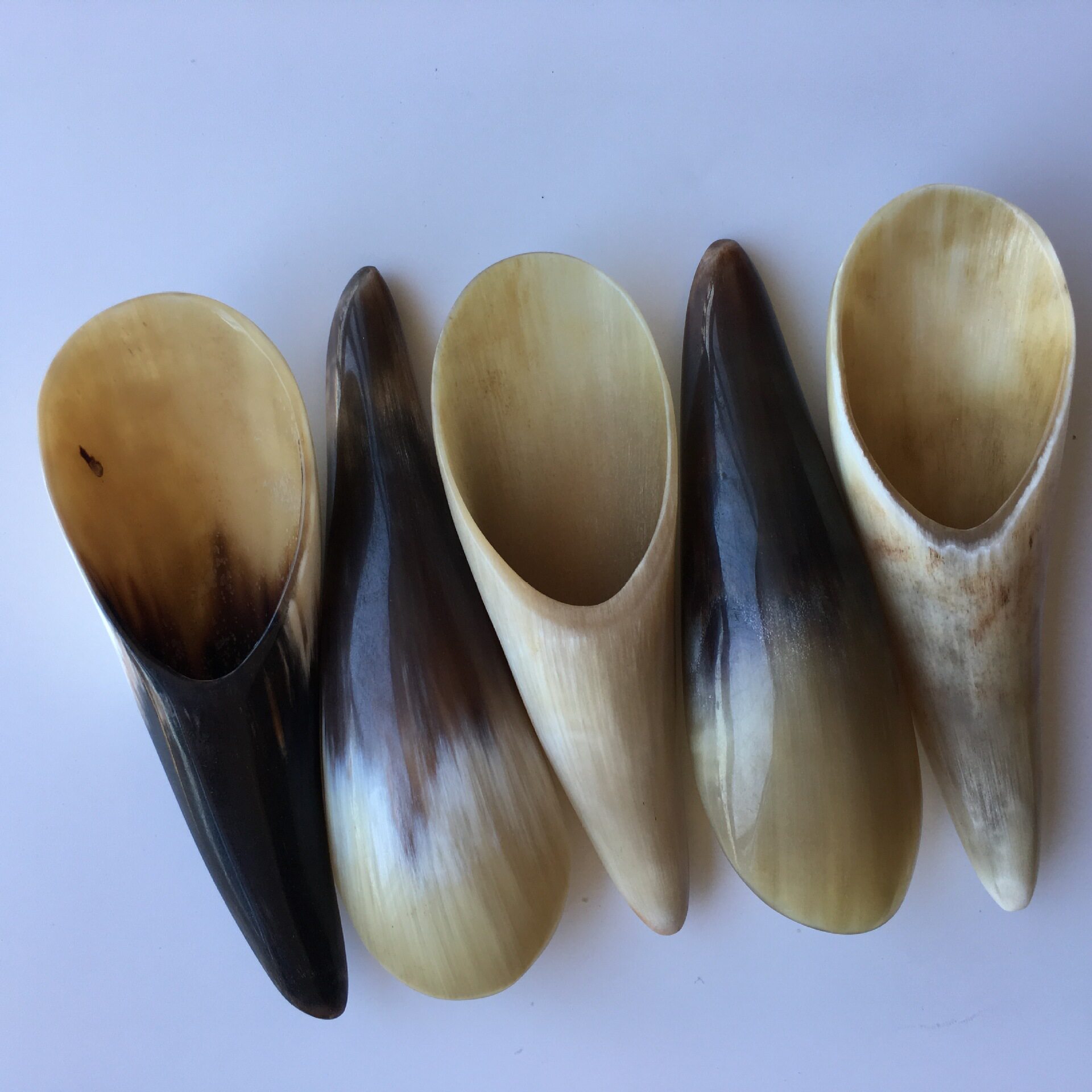 福州源头牛角刮痧筒桶十三到十六公分茶芍牛角梳刮痧板厂家